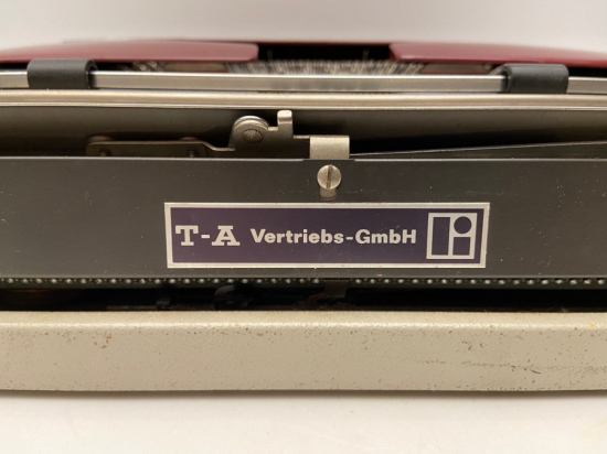 TİPPA T-A VERTRİEBS-GMBH ADLER MEKANİK DAKTİLO 1966 MODEL ALMAN MALI
